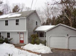 7 Roberts Rd, Amherst, NH 03031