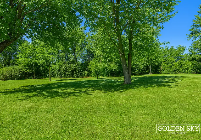 6318 E Piccadilly Rd — Photo 10