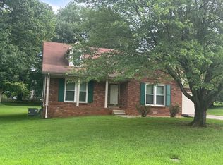 2205 Charlestown Rd, Clarksville, TN 37043