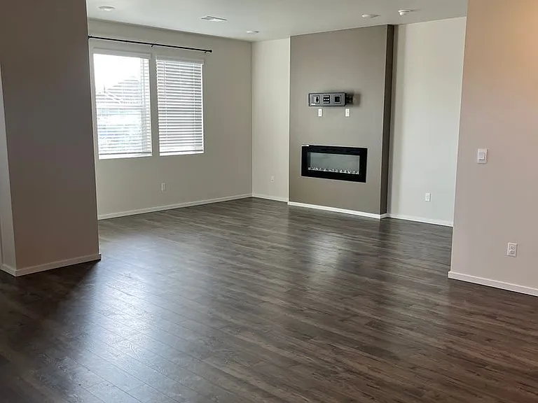 645 NE Union Loop — Photo 6