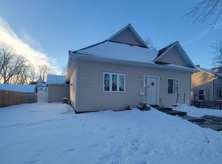 404 Ontario St, Storm Lake, IA 50588