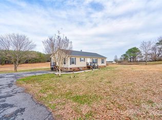 2002 Bachelor Rd, Mooresboro, NC 28114