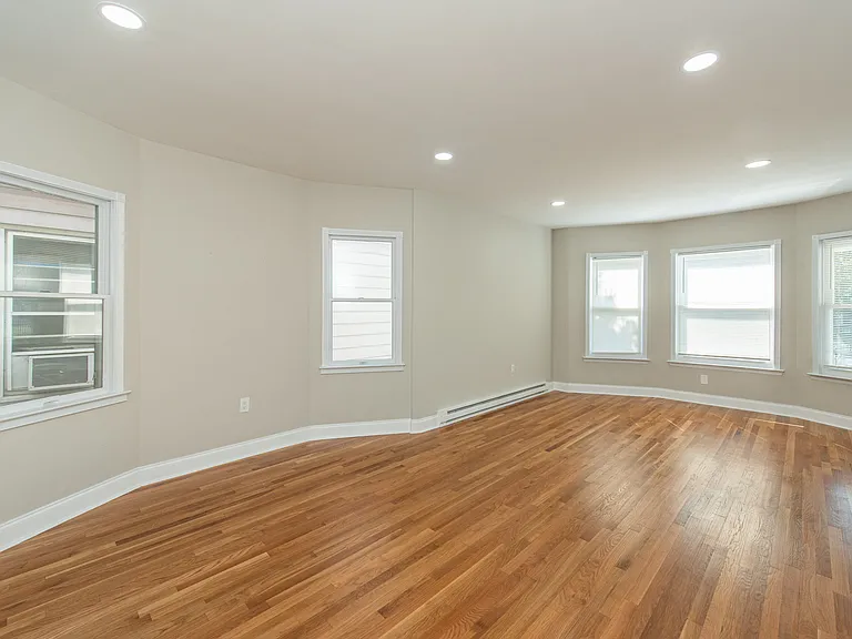 182 Union Ave #1 — Photo 4
