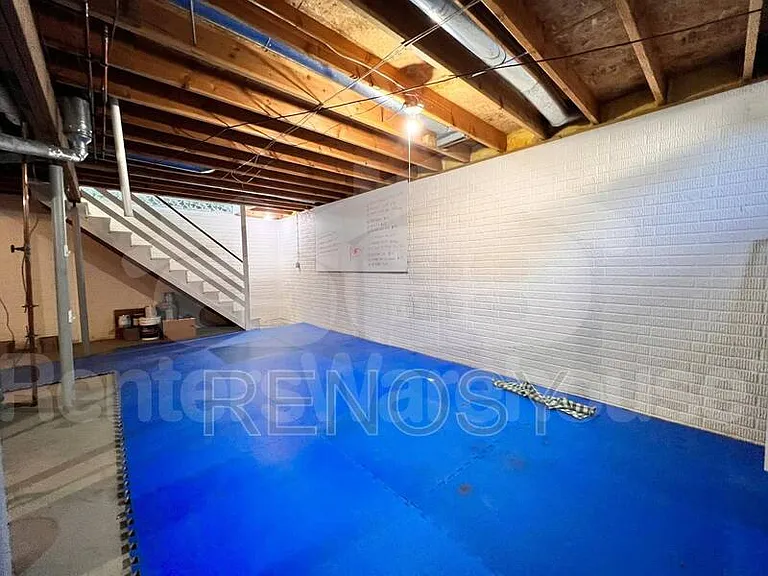 1709 NE Sherman Ct — Photo 23