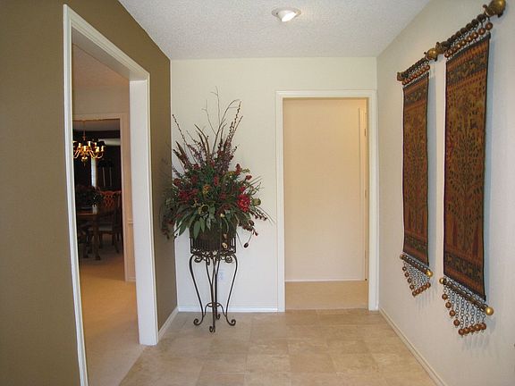 4th image of 4212 Pike Ct