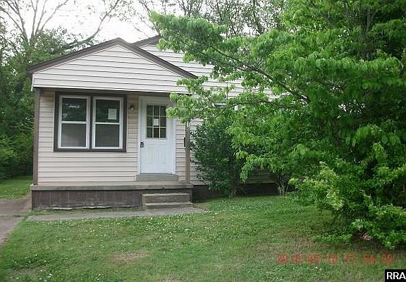 3rd image of 516 N Clover St