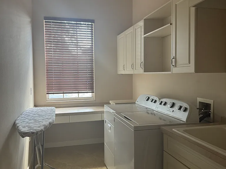 6520 Windjammer Pl — Photo 37