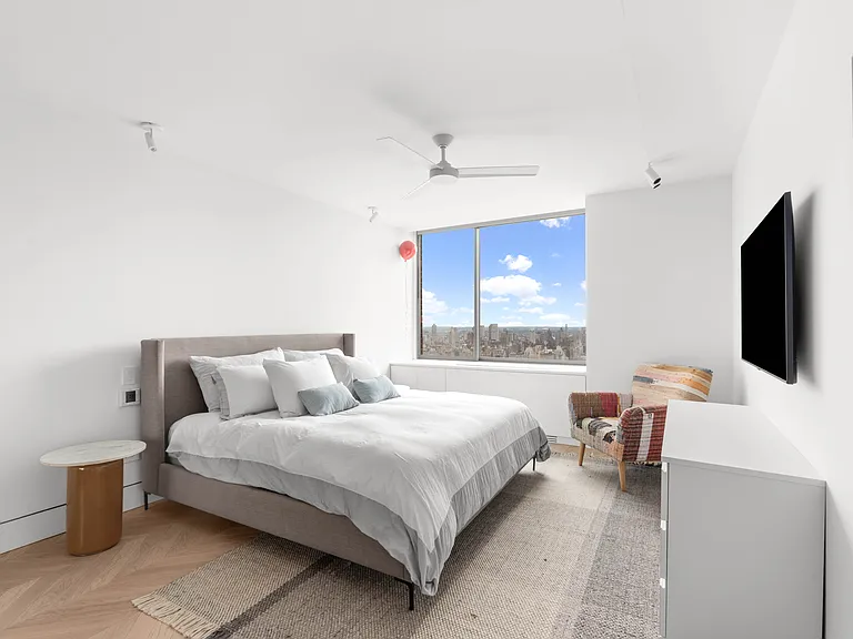 101 W 67th St #47B — Photo 4