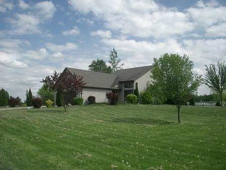 2114 S State Road 25 photo 1