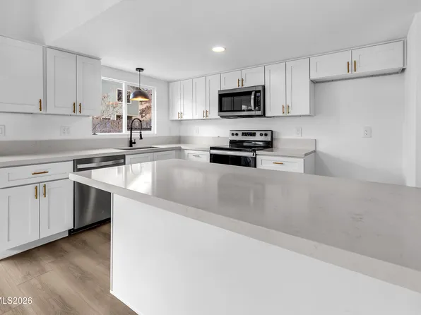 2771 Santa Ana Dr, Reno, NV 89502