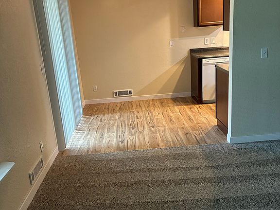 4th image of 7520 208th St SW