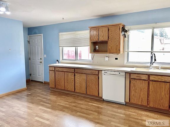 5th image of 1105 Orlin Dr