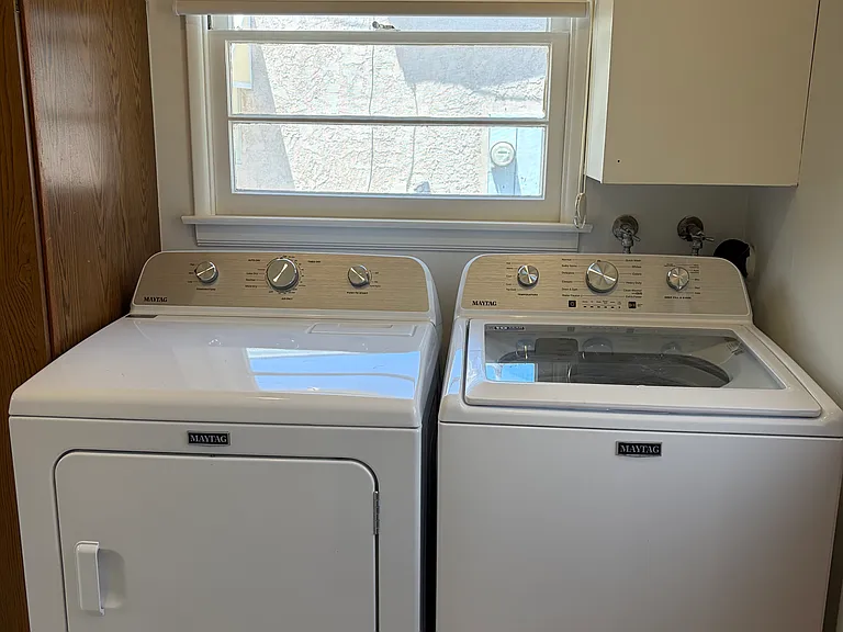 2374 Woods Ave — Photo 5
