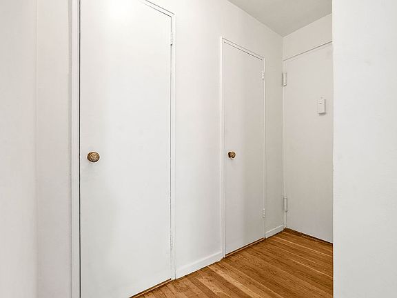 5th image of 11015 71st Rd APT 6J