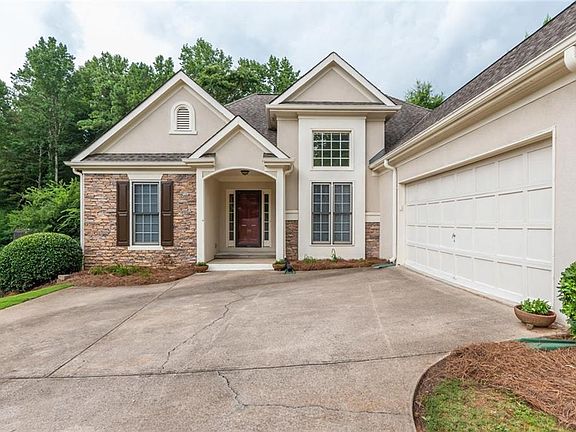 4th image of 1011 Cambridge Ct