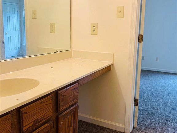 5th image of 5566 Blossom Ln