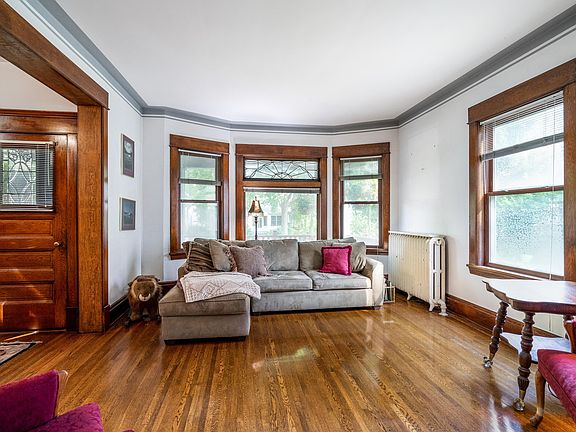 4th image of 1842 Iglehart Ave