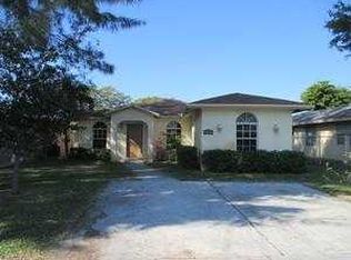 2030 SW 57th Ave, West Park, FL 33023