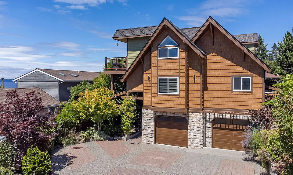 545 Holly Dr