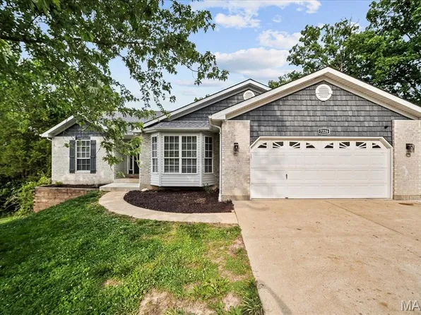 7226 Ivon Ho Dr, Hillsboro, MO 63050