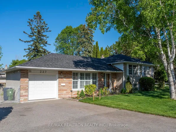 237 Beechgrove Dr, Toronto, ON M1E 3Z9