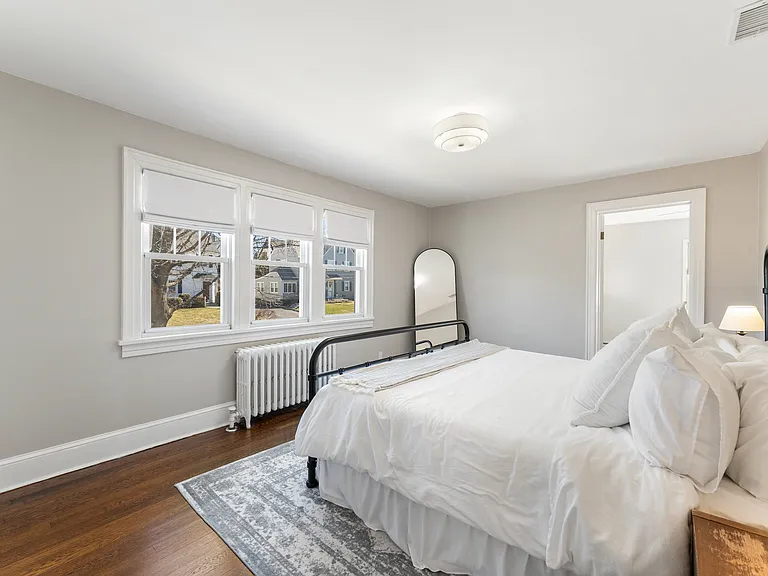 9 Rutgers Pl — Photo 16