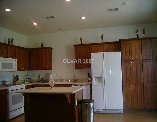 2nd image of 7949 Quail Mountain Ln