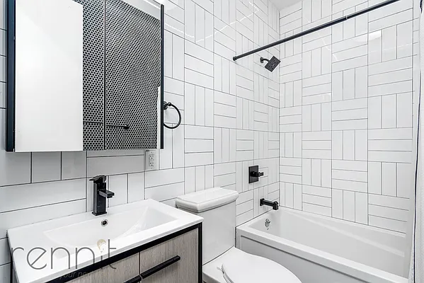 Rented by Rennit Inc. | media 3