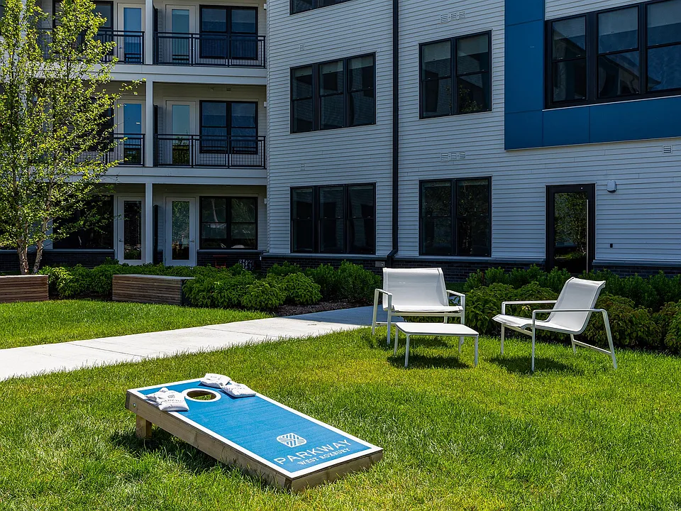 Parkway Apartments