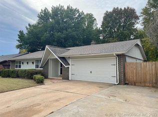 904 S 31st St, Broken Arrow, OK 74014