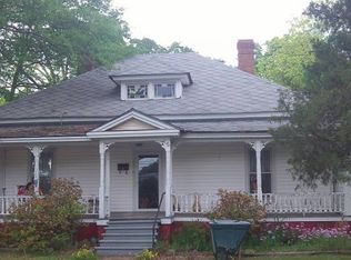 513 E Greer St, Honea Path, SC 29654