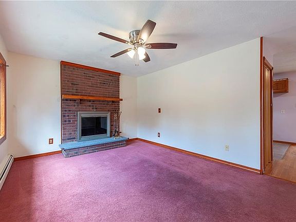 5th image of 35 Washington St