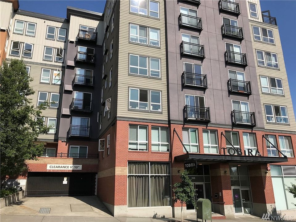 1st image of 108 5th Ave S Unit 401