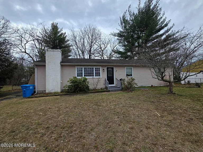14 Nathan Ave — Photo 13