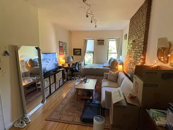 417 East 82nd Street image 3 of 6