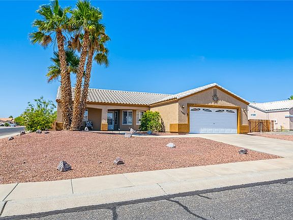 2nd image of 1781 E Bear Creek Way