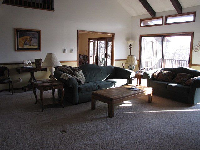 1st image of 116 African Violet Ln