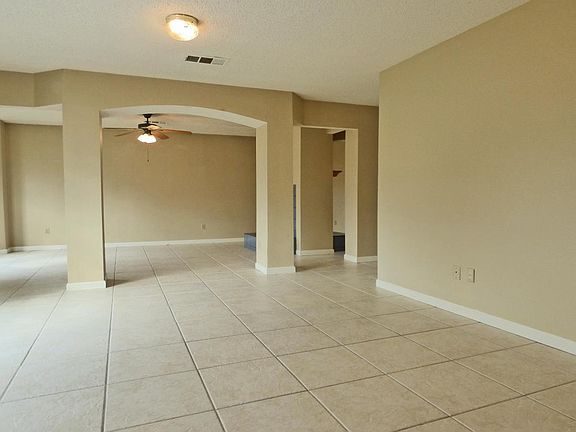 3rd image of 2609 Vistaview Dr