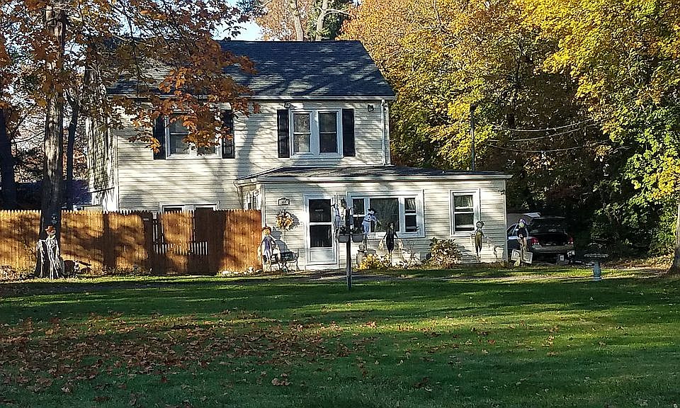 1st image of 465 Long Island Ave