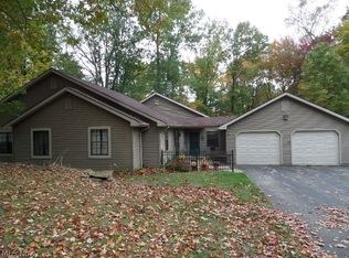 930 Perkins Jones Rd NE, Warren, OH 44483