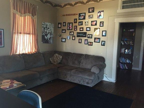 4th image of 839 W Main St