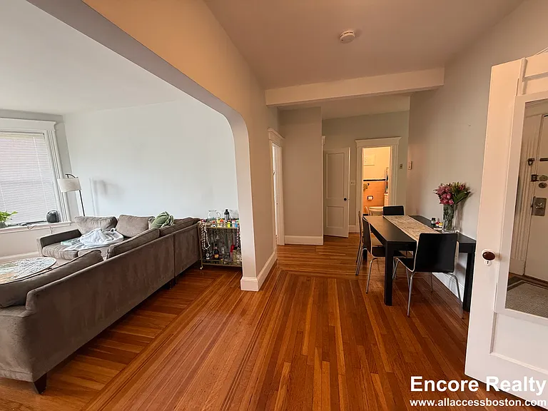175 Harvard St #12A — Photo 9