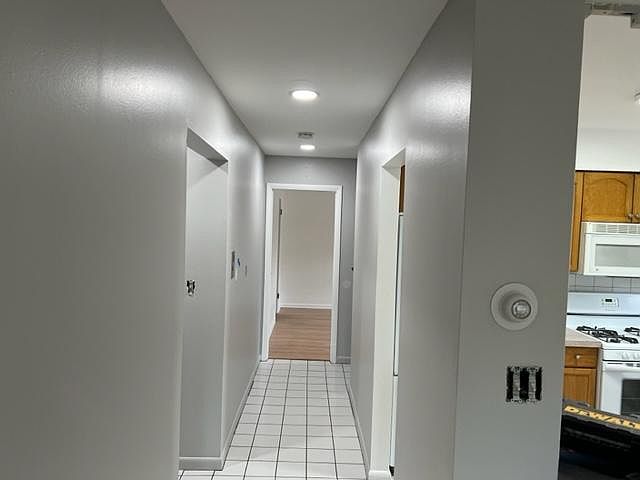 1st image of 4707 Washington St #301