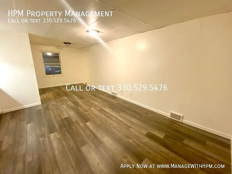 1214 Woodward Pl NW #3 — Photo 3