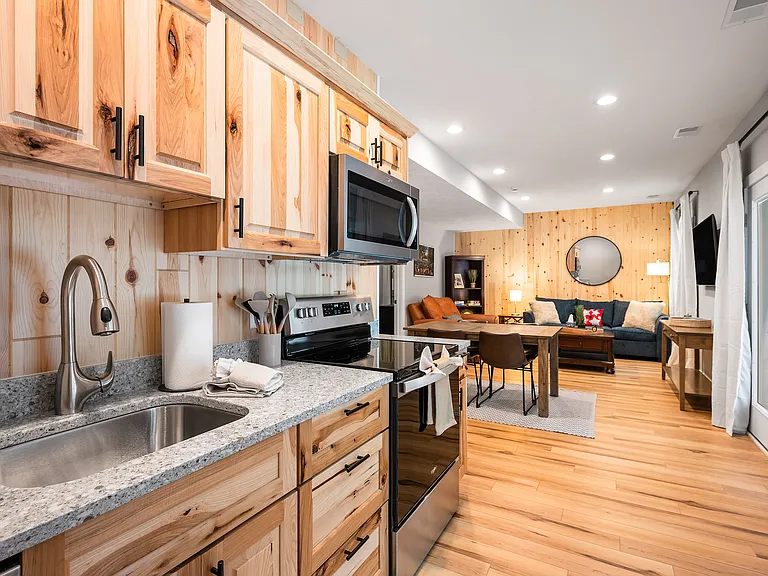 18787 Lakewood Cir — Photo 55