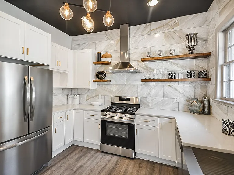 720 Penn Ave NE #3 — Photo 1