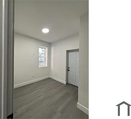 2 bed, $1,200 — Photo 4