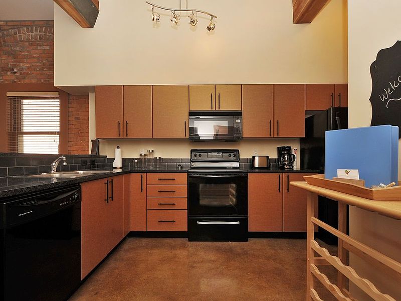 Victoria Apartment for rent - 2 Bedrooms — photo 6