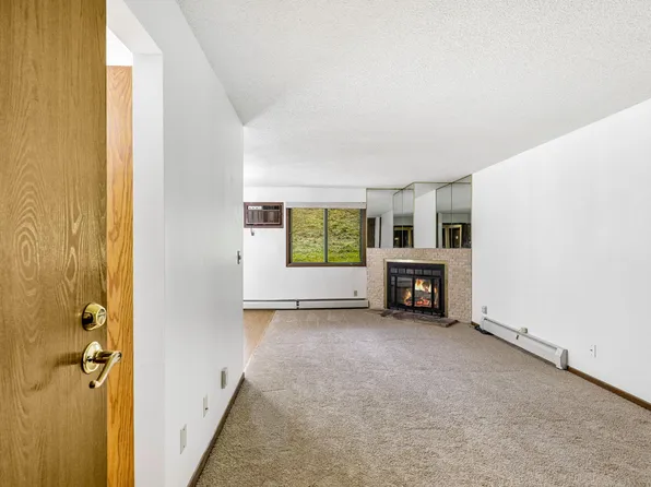 7401 W 101st St APT 107, Minneapolis, MN 55438