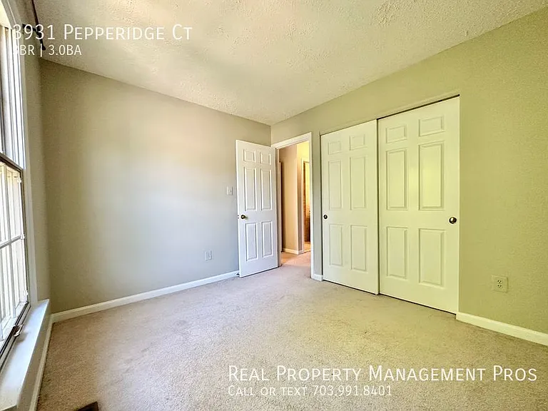 3931 Pepperidge Ct — Photo 25
